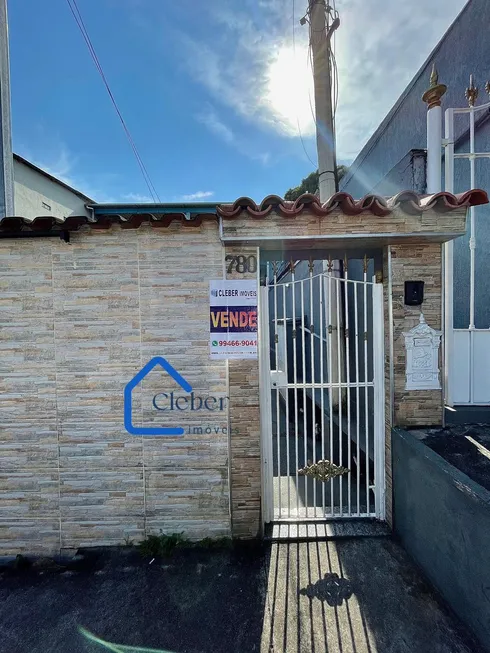 Foto 1 de Sobrado com 3 Quartos à venda, 75m² em Irajá, Rio de Janeiro