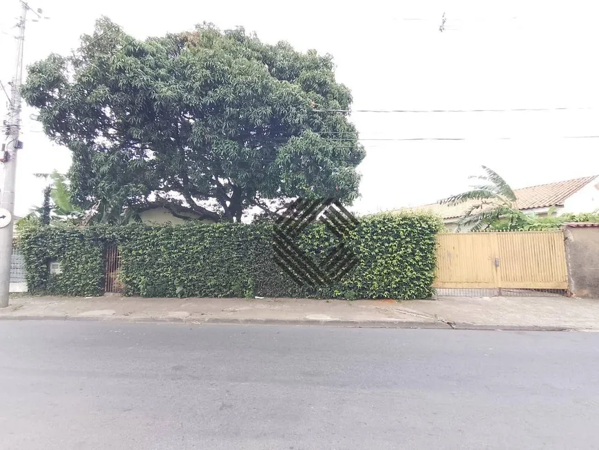 Foto 1 de Casa com 3 Quartos à venda, 270m² em Lopes de Oliveira, Sorocaba