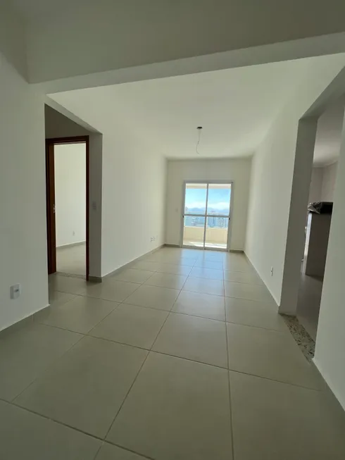 Foto 1 de Apartamento com 3 Quartos à venda, 71m² em Cidade Ocian, Praia Grande