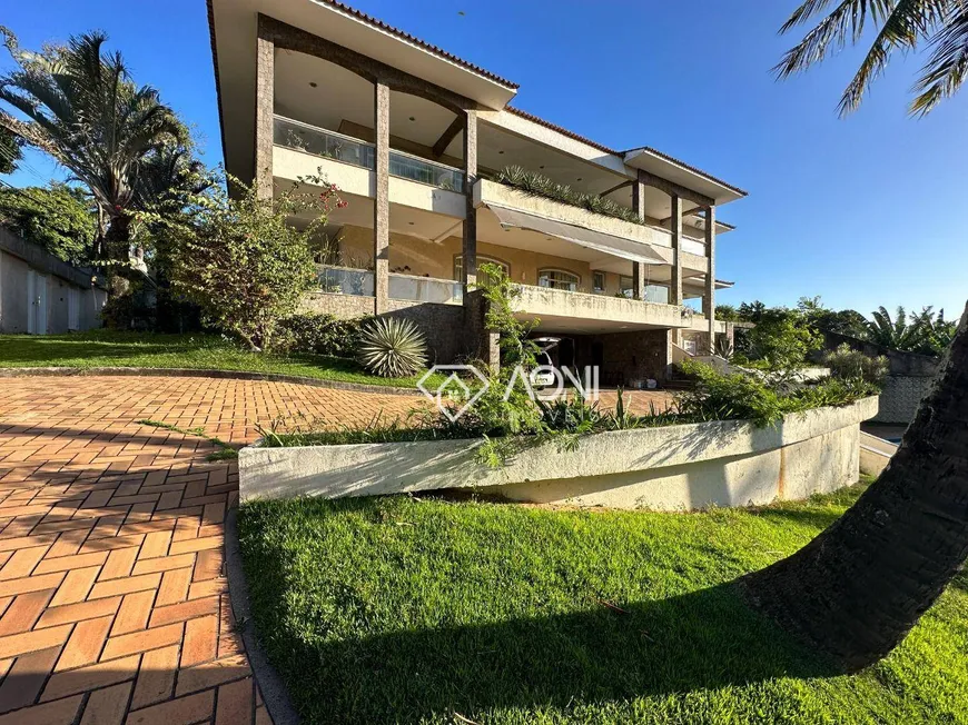 Foto 1 de Casa com 4 Quartos para venda ou aluguel, 1000m² em Ilha do Frade, Vitória