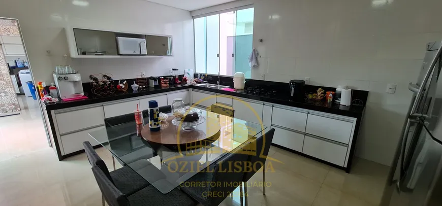 Foto 1 de Casa de Condomínio com 3 Quartos à venda, 400m² em Setor Habitacional Vicente Pires, Brasília