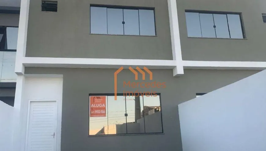 Foto 1 de Sobrado com 2 Quartos à venda, 80m² em Espinheiros, Itajaí