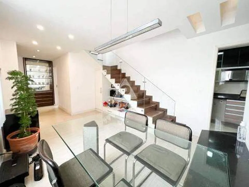 Foto 1 de Apartamento com 3 Quartos à venda, 105m² em Botafogo, Rio de Janeiro