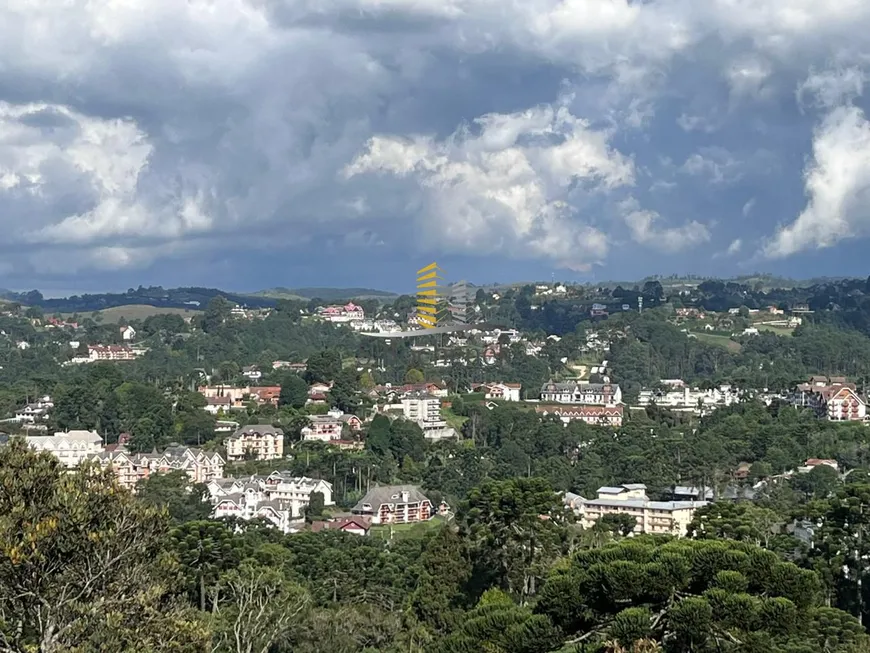 Foto 1 de Casa com 4 Quartos à venda, 140m² em Centro, Campos do Jordão