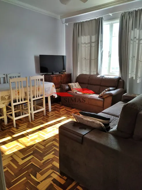 Foto 1 de Apartamento com 3 Quartos à venda, 78m² em Navegantes, Porto Alegre