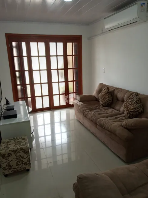 Foto 1 de Casa com 3 Quartos à venda, 190m² em Partenon, Porto Alegre