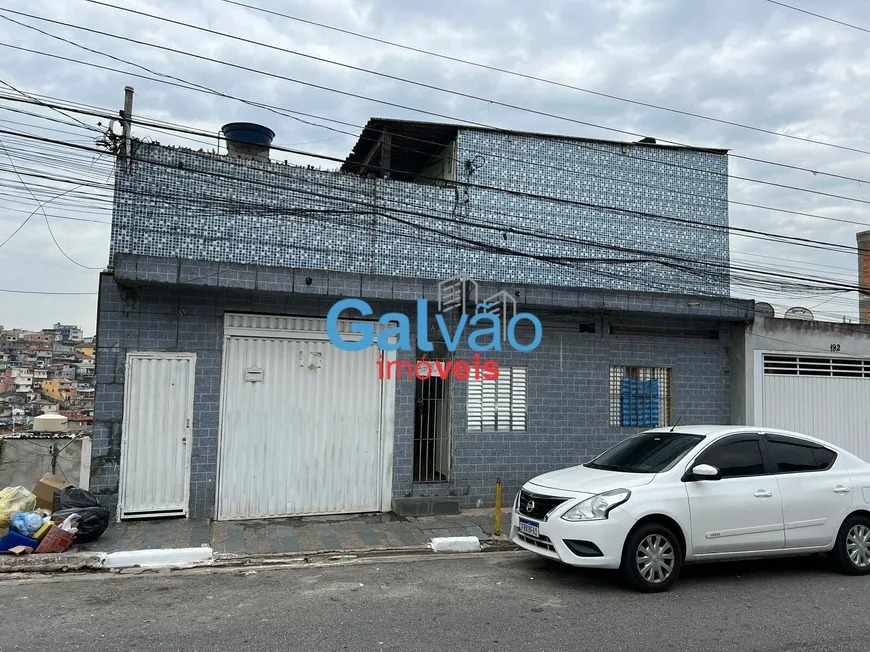 Foto 1 de Casa com 4 Quartos à venda, 250m² em Guarapiranga, São Paulo
