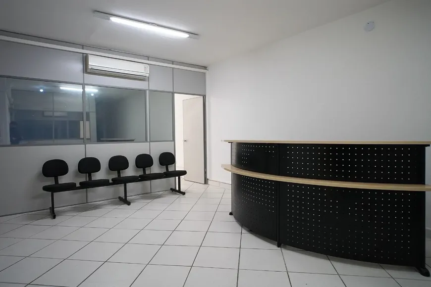 Foto 1 de Sala Comercial para alugar, 157m² em Centro, Porto Alegre