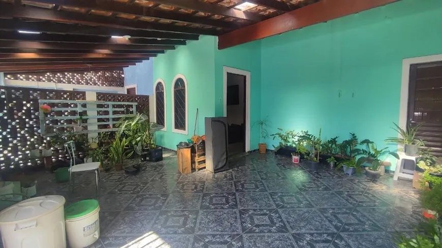 Foto 1 de Casa com 3 Quartos à venda, 148m² em Loteamento Residencial Andrade, Pindamonhangaba
