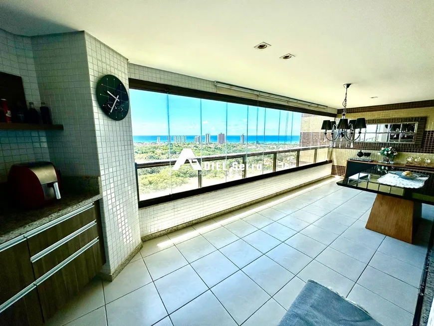Foto 1 de Apartamento com 4 Quartos à venda, 276m² em Patamares, Salvador