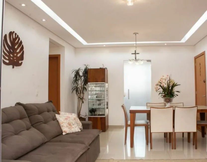 Foto 1 de Apartamento com 3 Quartos à venda, 171m² em Planalto, Belo Horizonte
