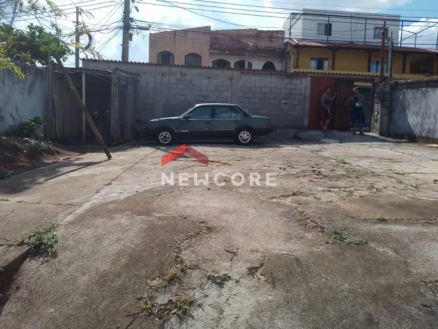 Foto 1 de Casa com 4 Quartos à venda, 360m² em Olaria, Belo Horizonte