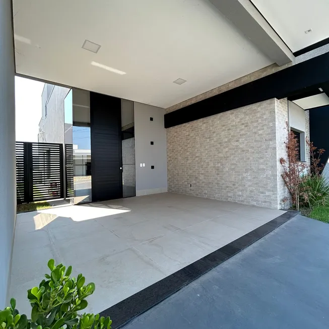 Foto 1 de Casa com 3 Quartos à venda, 135m² em Tijucal, Cuiabá