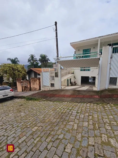 Foto 1 de Casa com 4 Quartos à venda, 291m² em Trindade, Florianópolis