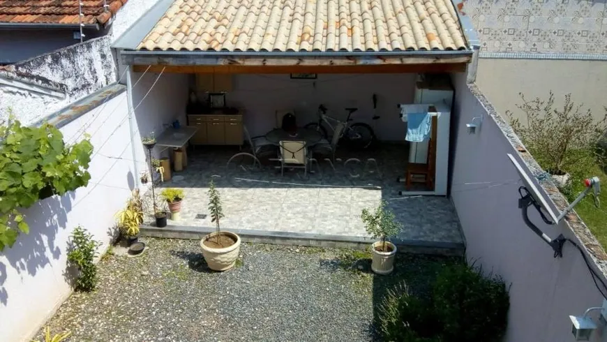 Foto 1 de Casa com 3 Quartos à venda, 200m² em Jardim Flórida, Jacareí