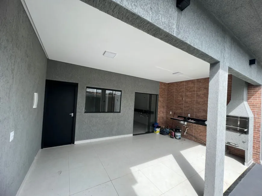 Foto 1 de Casa com 3 Quartos à venda, 110m² em Residencial Center Ville, Goiânia