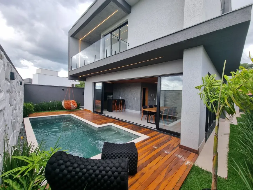 Foto 1 de Casa de Condomínio com 4 Quartos à venda, 281m² em Residencial Balneario, Goiânia