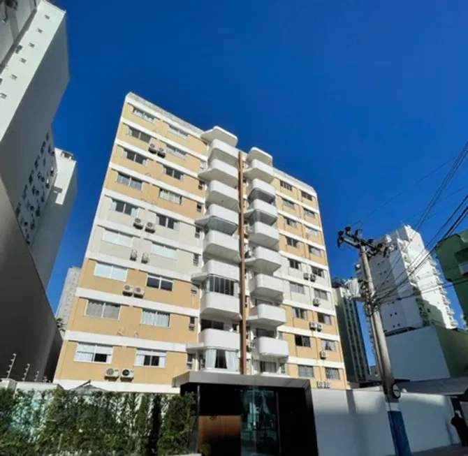 Foto 1 de Cobertura com 4 Quartos à venda, 233m² em Centro, Balneário Camboriú