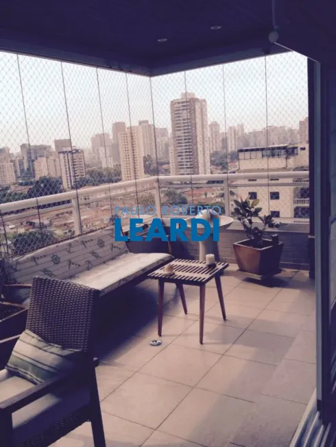 Foto 1 de Apartamento com 4 Quartos à venda, 205m² em Brooklin, São Paulo