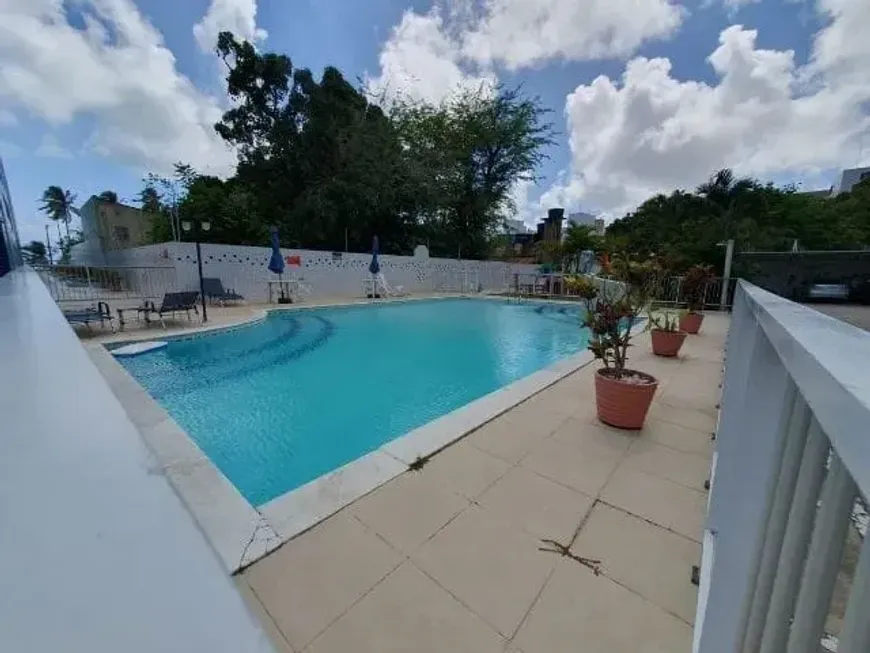 Foto 1 de Apartamento com 2 Quartos para alugar, 64m² em Cabo Branco, João Pessoa