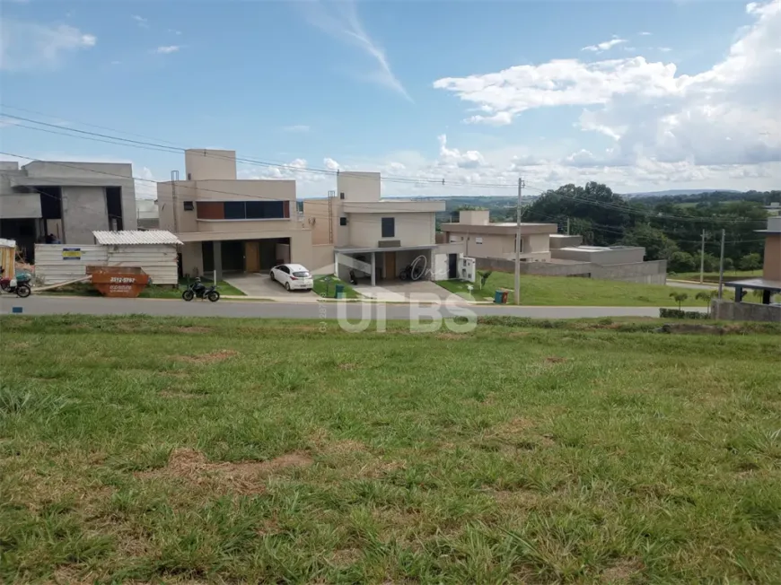 Foto 1 de Lote/Terreno à venda, 300m² em Jardins Bolonha, Senador Canedo