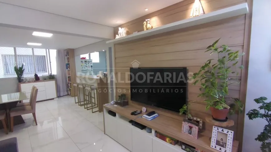 Foto 1 de Apartamento com 2 Quartos à venda, 72m² em Jardim dos Prados, São Paulo