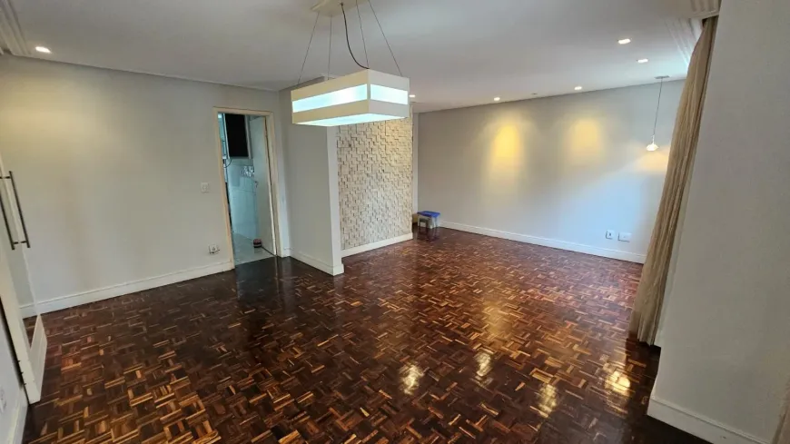 Foto 1 de Apartamento com 3 Quartos à venda, 107m² em Itaigara, Salvador