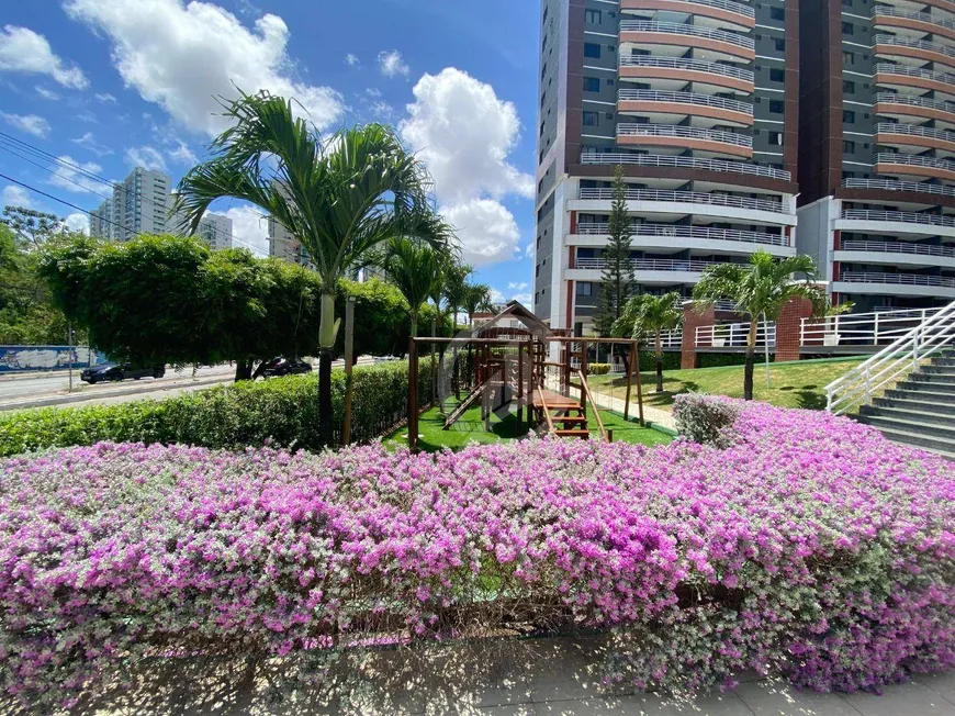 Foto 1 de Apartamento com 3 Quartos à venda, 107m² em Guararapes, Fortaleza