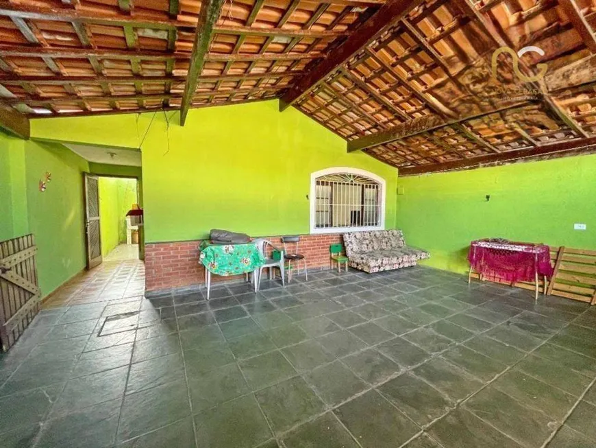 Foto 1 de Casa com 2 Quartos à venda, 146m² em Vila Tupi, Praia Grande