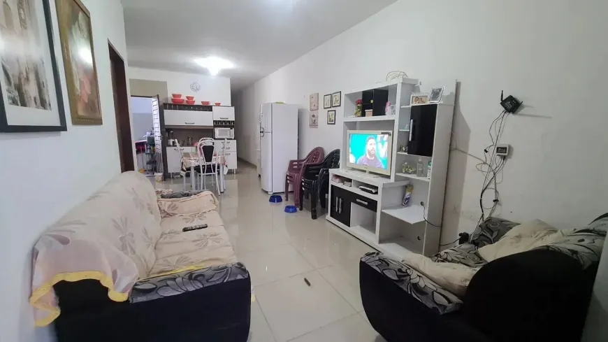 Foto 1 de Casa com 2 Quartos à venda, 80m² em Curuzu, Salvador