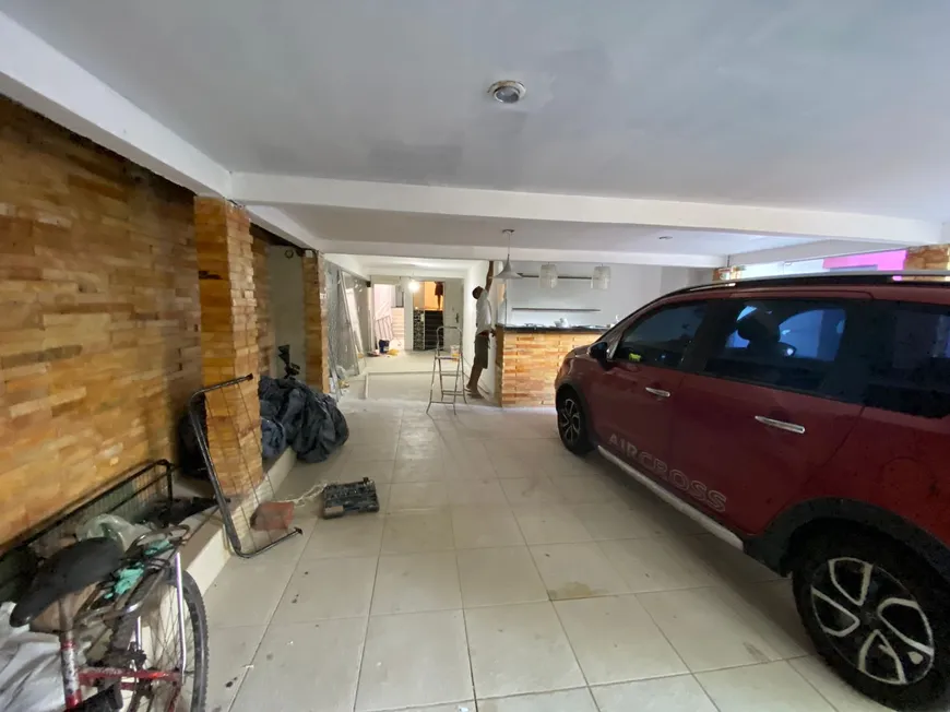 Foto 1 de Casa com 2 Quartos para alugar, 250m² em Candeias, Jaboatão dos Guararapes