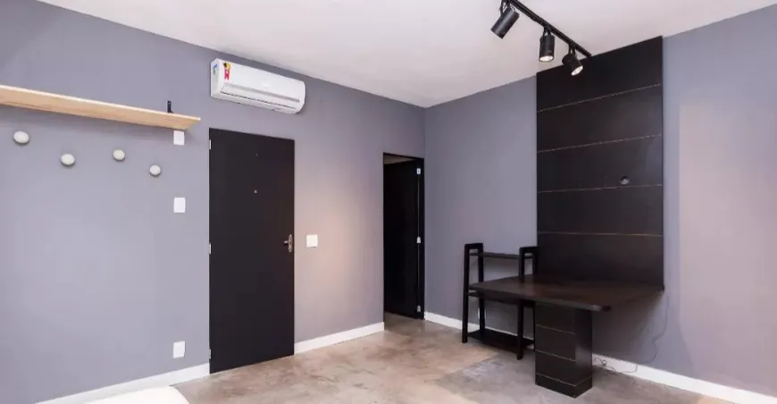 Foto 1 de Apartamento com 1 Quarto à venda, 30m² em Centro, Rio de Janeiro