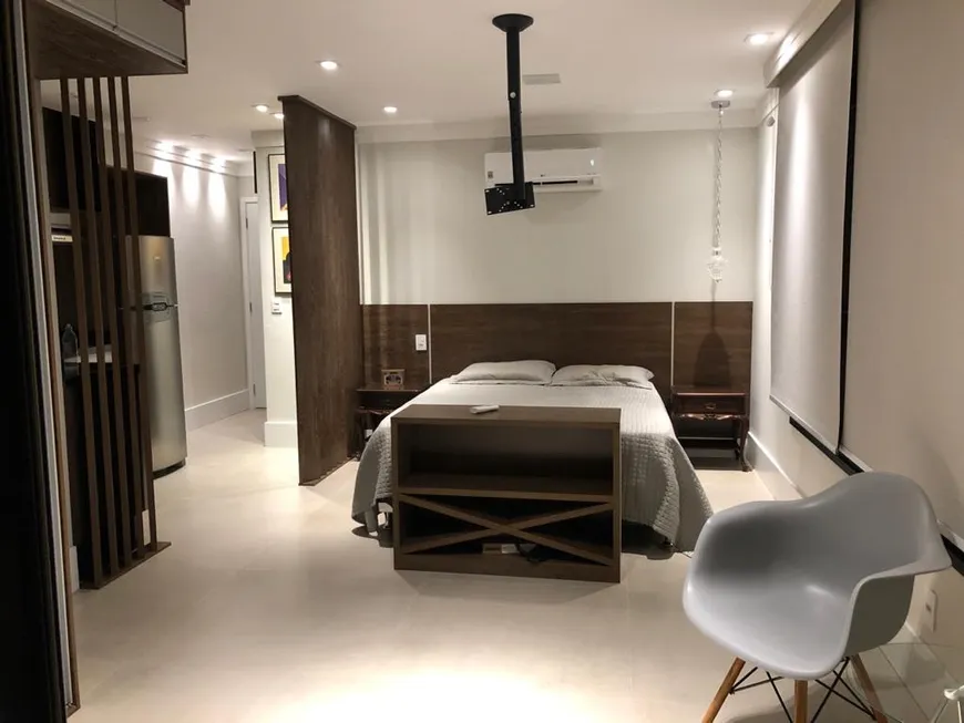 Foto 1 de Apartamento com 1 Quarto para alugar, 37m² em Campo Belo, São Paulo