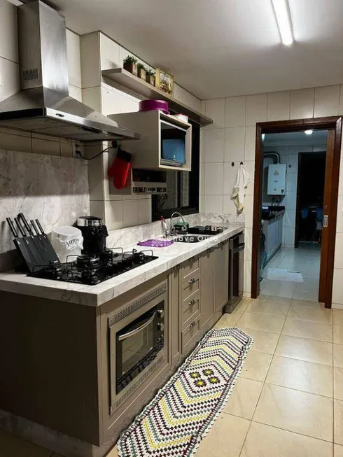 Foto 1 de Apartamento com 3 Quartos à venda, 211m² em Centro, Cascavel