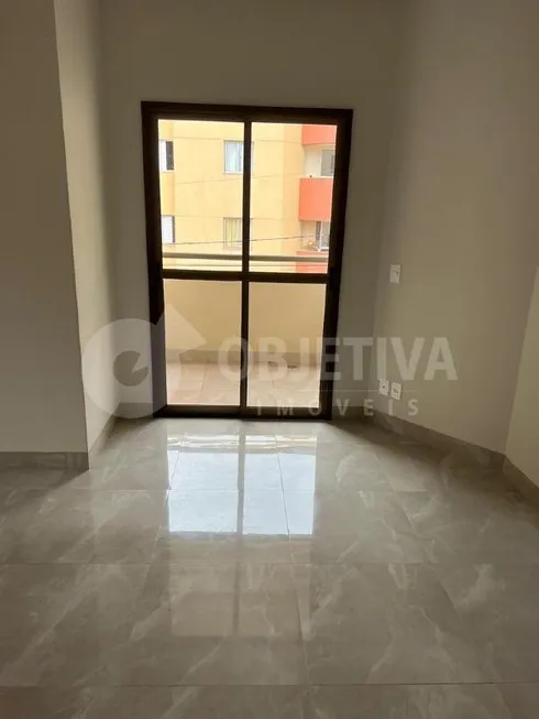 Foto 1 de Apartamento com 2 Quartos à venda, 53m² em Santa Mônica, Uberlândia