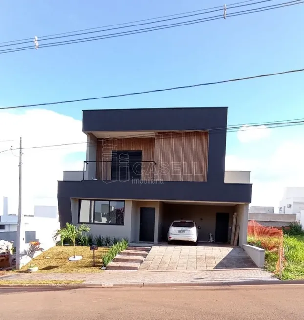 Foto 1 de Sobrado com 3 Quartos à venda, 244m² em Residencial Village Damha II, Araraquara