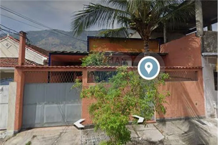 Foto 1 de Casa com 3 Quartos à venda, 178m² em Bangu, Rio de Janeiro