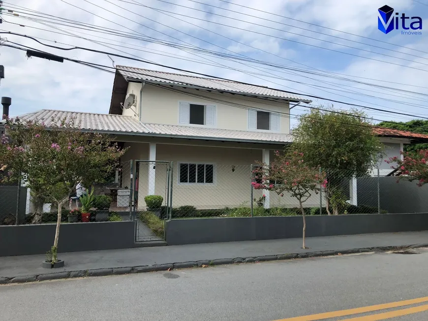 Foto 1 de Casa com 3 Quartos à venda, 240m² em Ponta das Canas, Florianópolis