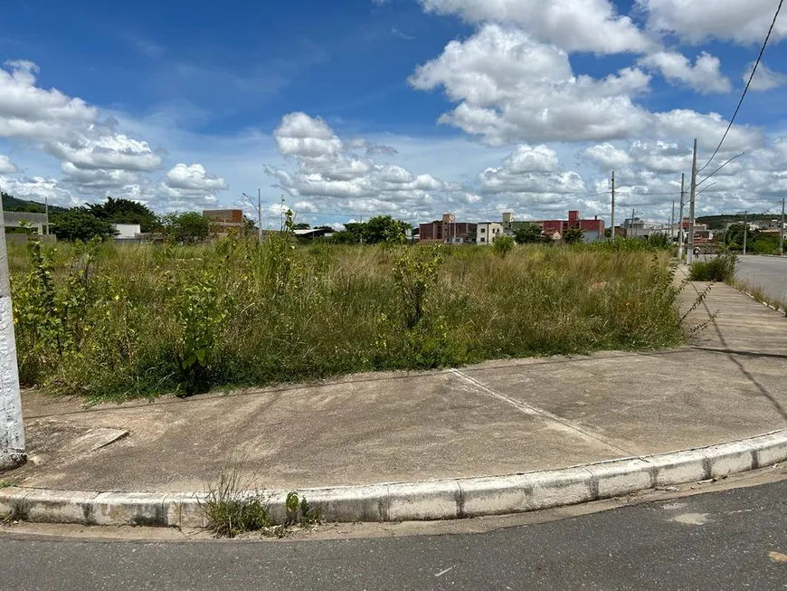 Foto 1 de Lote/Terreno à venda, 300m² em Univale, Governador Valadares