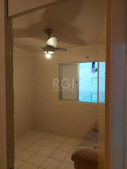 Foto 1 de Apartamento com 2 Quartos à venda, 40m² em Rubem Berta, Porto Alegre