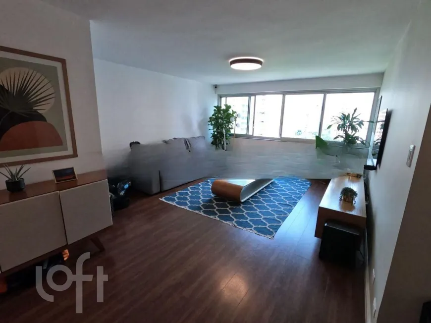 Foto 1 de Apartamento com 4 Quartos à venda, 156m² em Itaim Bibi, São Paulo