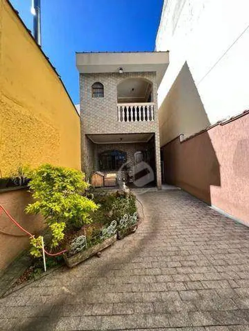 Foto 1 de Sobrado com 3 Quartos à venda, 178m² em Vila Tibirica, Santo André