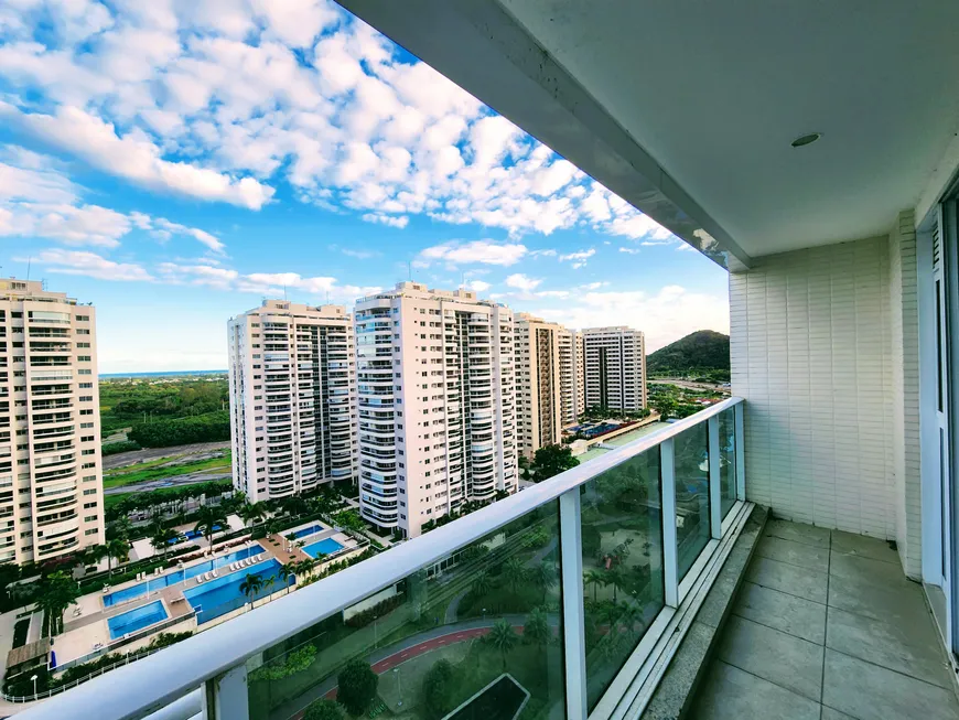 Foto 1 de Apartamento com 2 Quartos à venda, 77m² em Barra da Tijuca, Rio de Janeiro