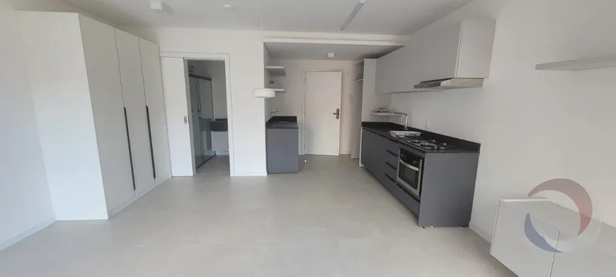 Foto 1 de Apartamento com 1 Quarto à venda, 37m² em Joao Paulo, Florianópolis