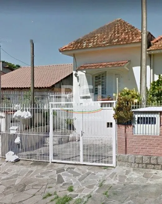 Foto 1 de Casa com 2 Quartos à venda, 379m² em Nonoai, Porto Alegre