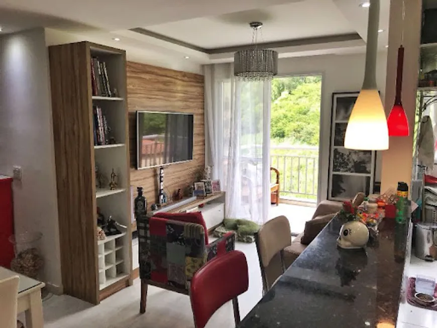 Foto 1 de Apartamento com 2 Quartos à venda, 65m² em Maria Paula, São Gonçalo