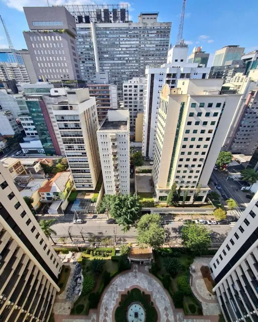 Foto 1 de Apartamento com 4 Quartos à venda, 188m² em Jardim Paulista, São Paulo