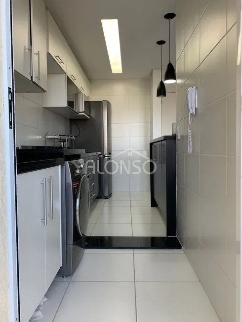 Foto 1 de Apartamento com 2 Quartos à venda, 61m² em Chacara Agrindus, Taboão da Serra