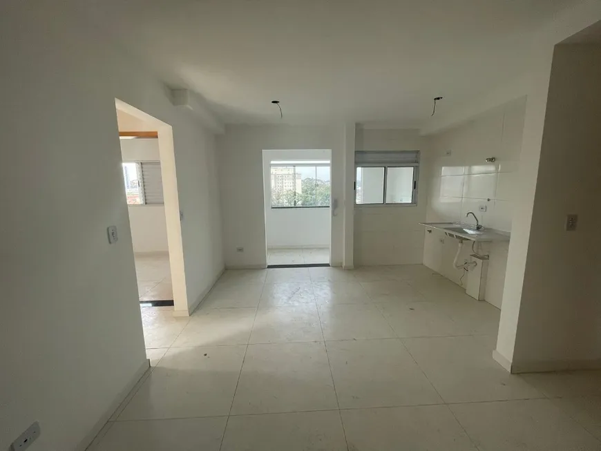 Foto 1 de Apartamento com 2 Quartos à venda, 40m² em Itaquera, São Paulo