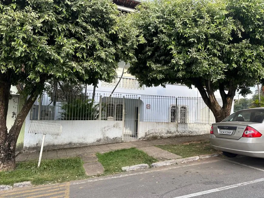 Foto 1 de Casa com 4 Quartos à venda, 514m² em Timirim, Timóteo